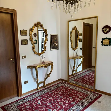 Bed & Breakfast La Ca' Del Masenzi Massenzio's House (adults Only) 3*
