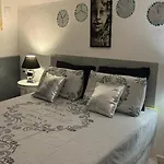 La Ca' Del Masenzi Massenzio's House (adults Only) Лекко