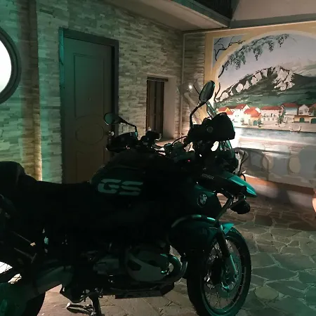 La Ca' Del Masenzi Massenzio's House (adults Only) 3* Lecco