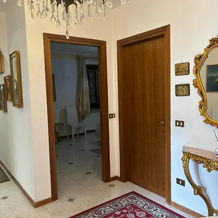 La Ca' Del Masenzi Massenzio's House (adults Only) 3* Лекко