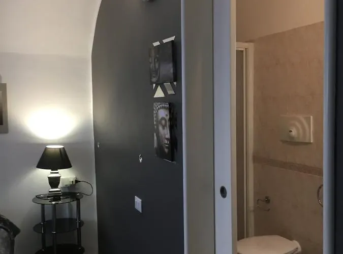 La Ca' Del Masenzi Massenzio's House (adults Only) 3* Лекко